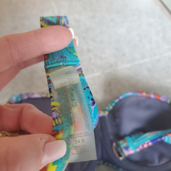 VS Bikini Set - Picture 2 of 3